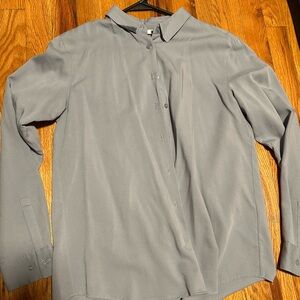 Uniqlo Button Down Women’s Size S